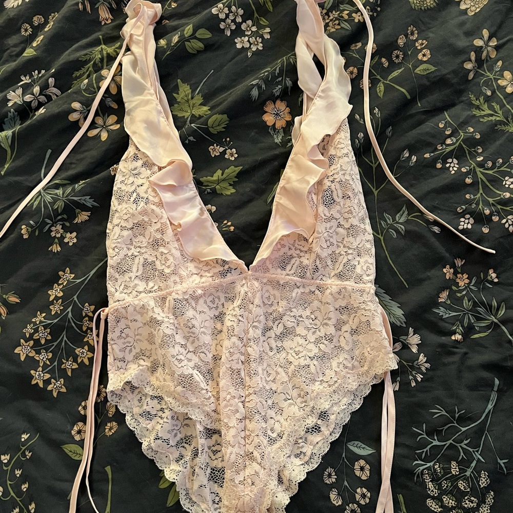 Chelsea28 lace teddy